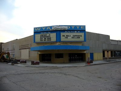 Wyandotte Theatre - Marquee (newer photo)